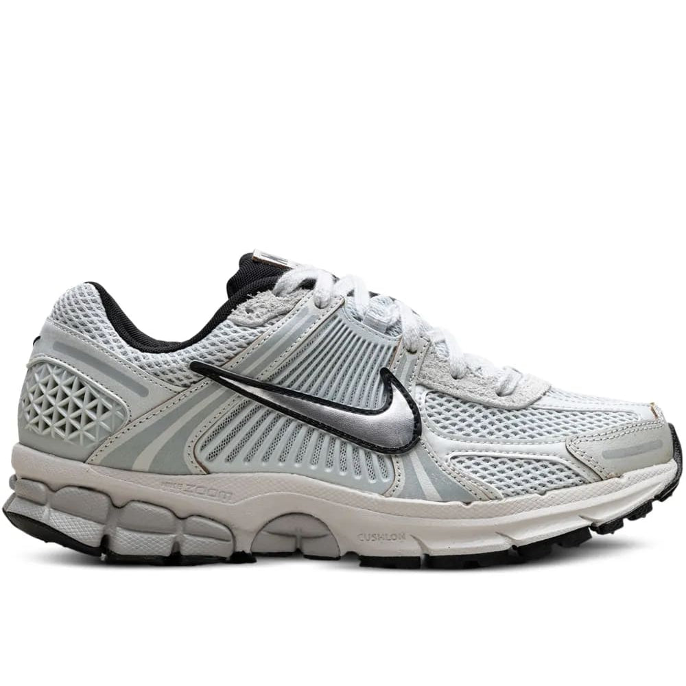 Nike Zoom Vomero ღია ვერცხლისფერი