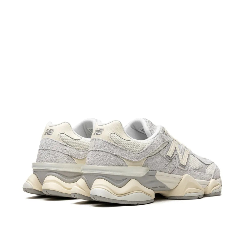 NEW BALANCE  9060 White & Crem