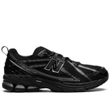 New Balance 1906R Full Black Sneakers – Pure Dark Street Style