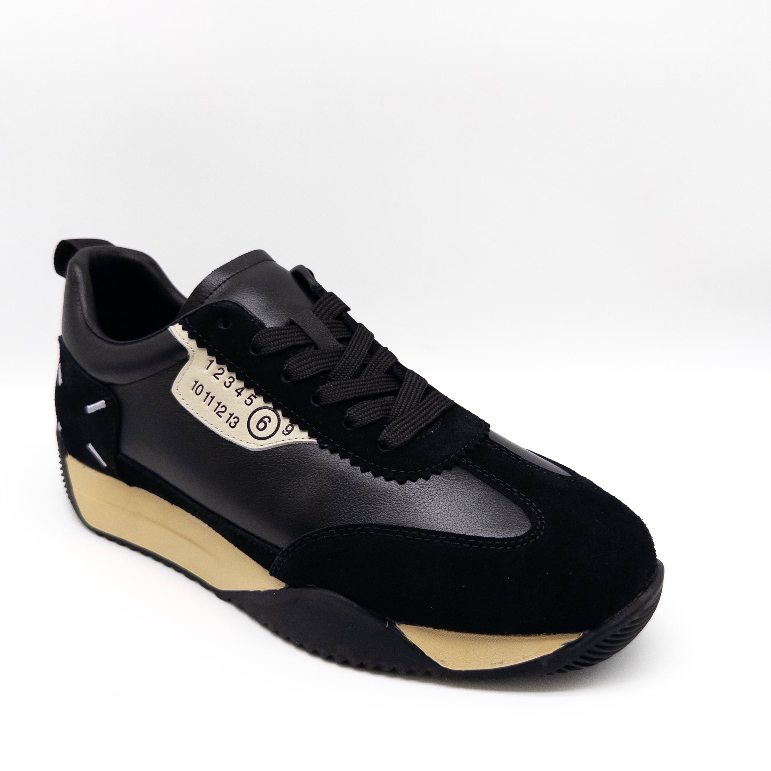 Maison Margiela მაღალი შავი/კრემისფერი