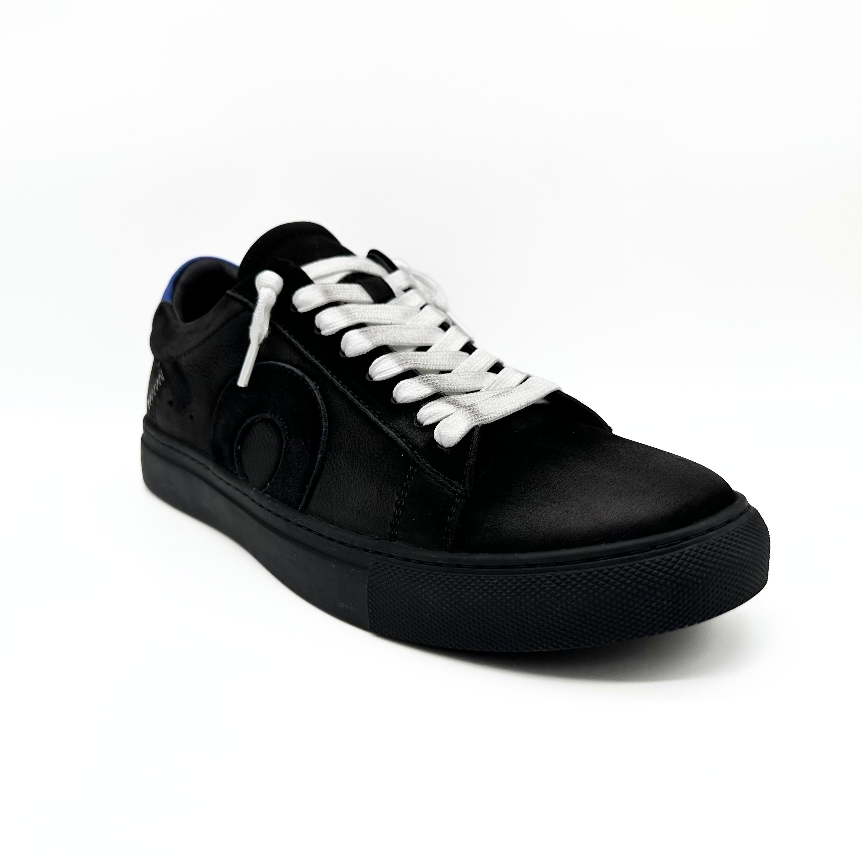 Oliver Cavell Low 1 Dark Black