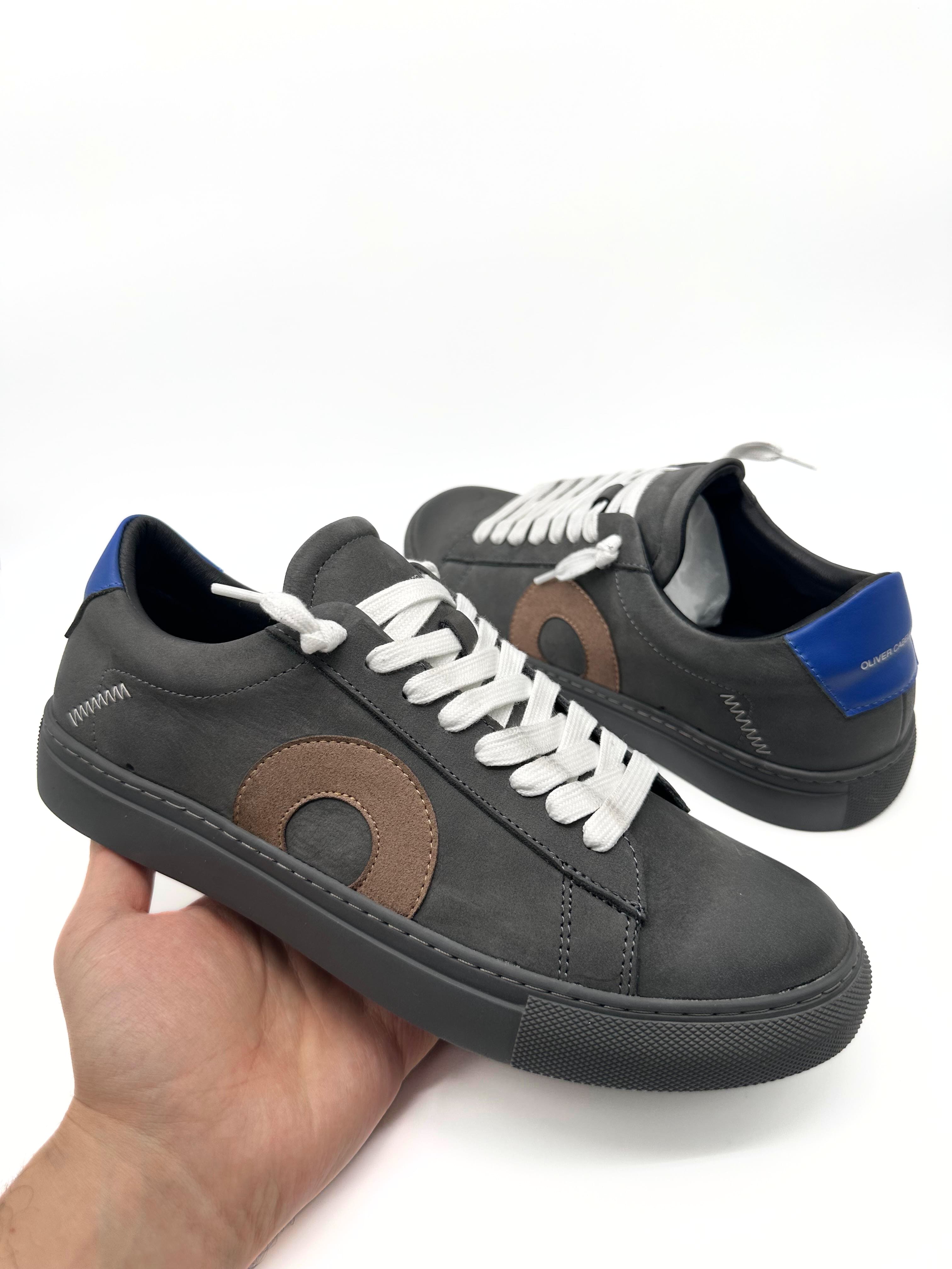 Oliver Cavell Low 1 Dark Grey