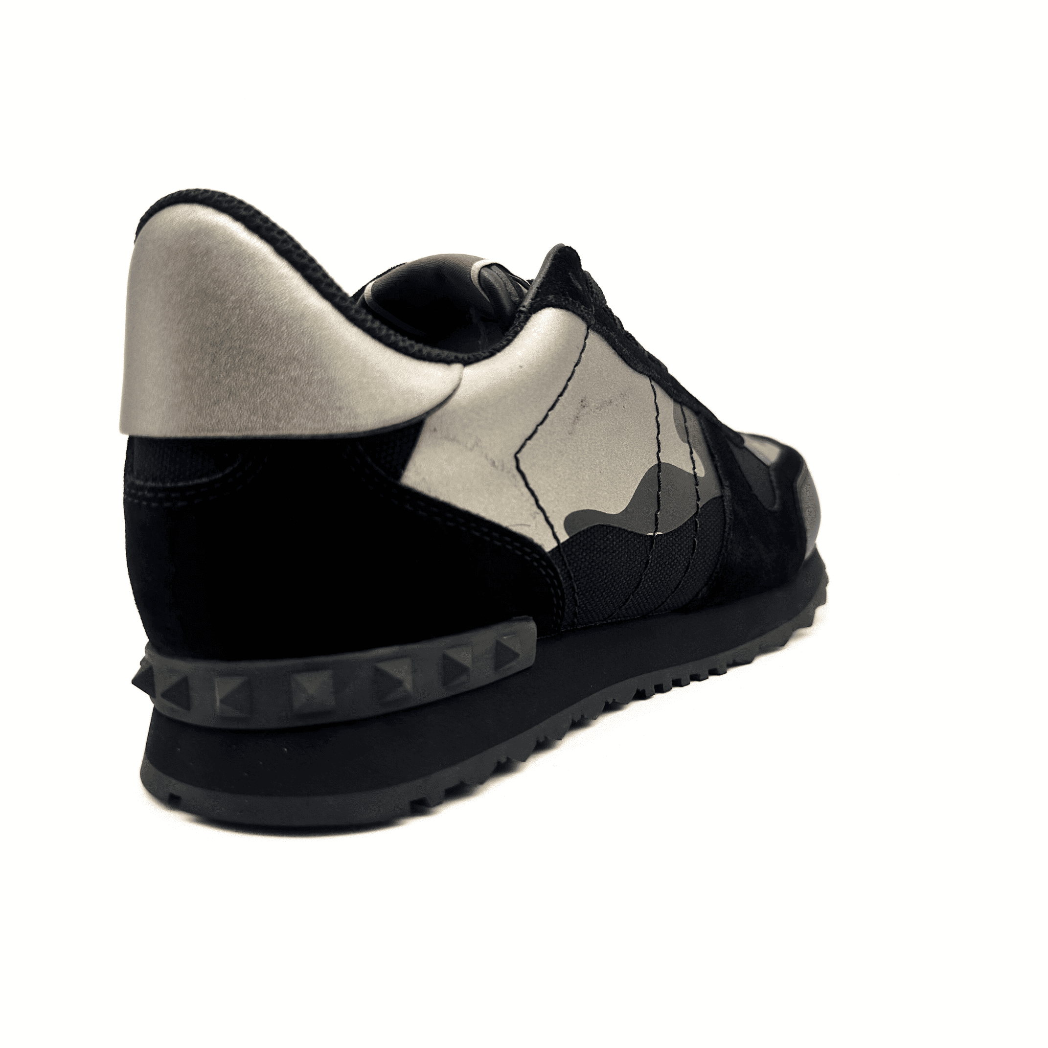 Valentino Garavani Rockrunner Silver-Black sneakers