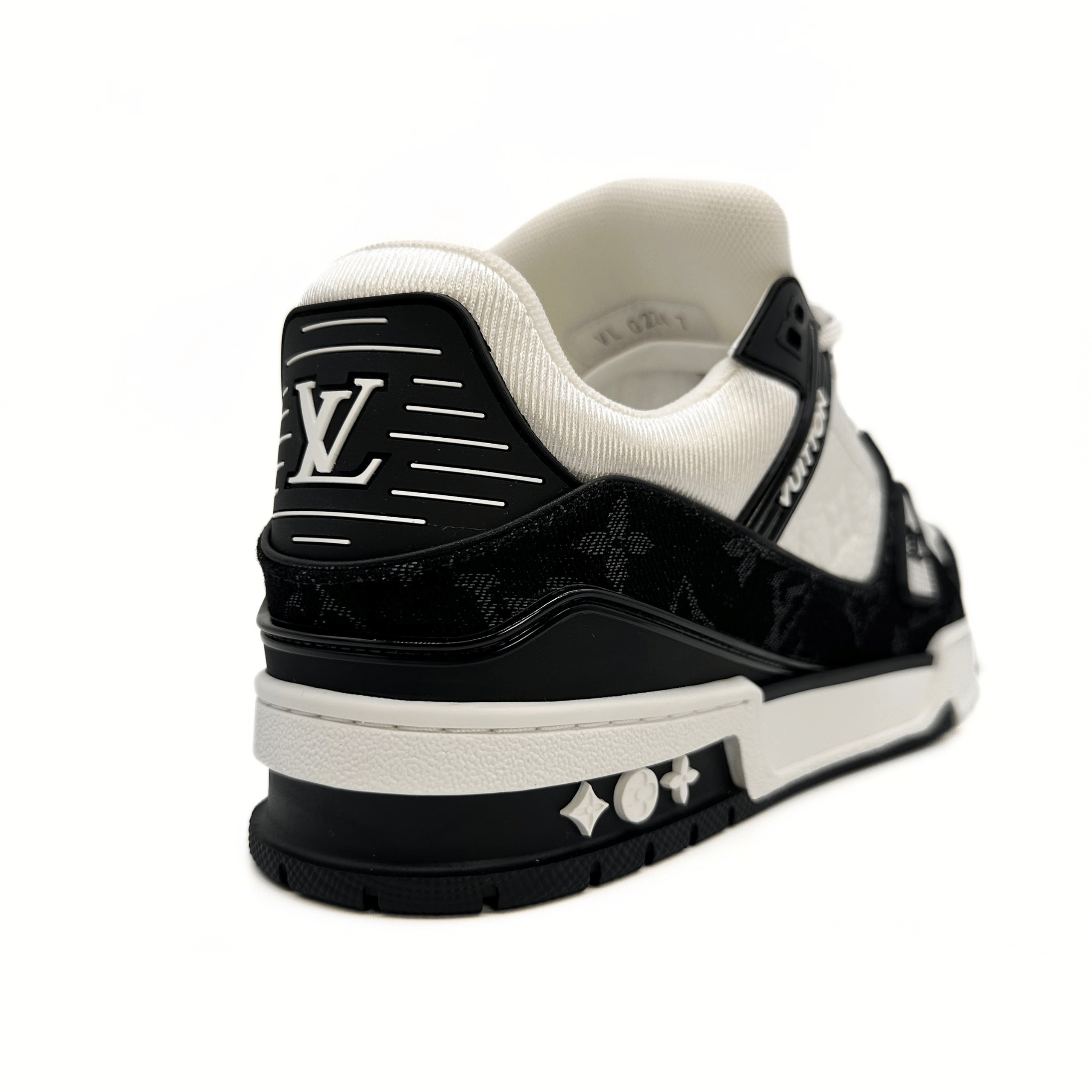 LV Black-White