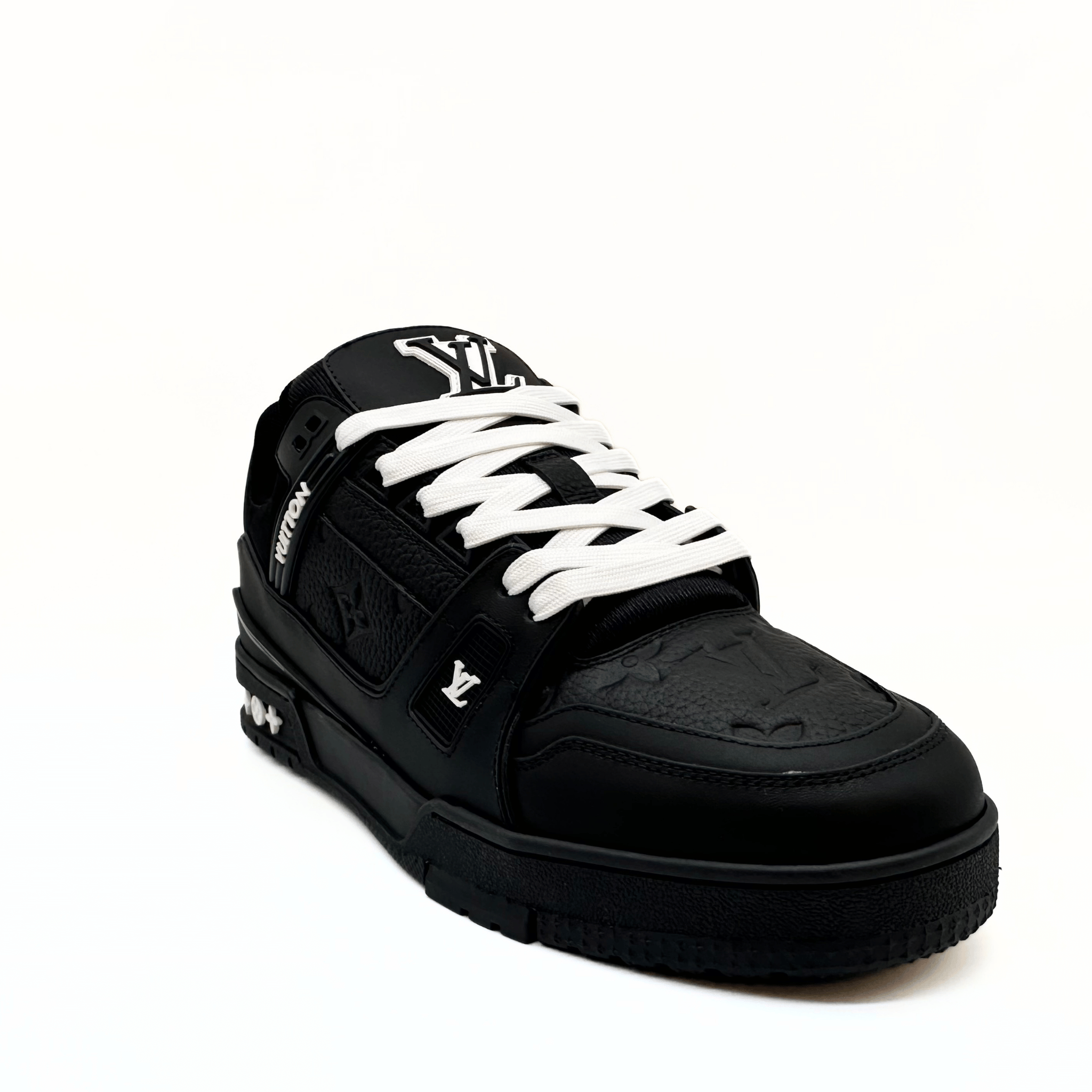 LV Black