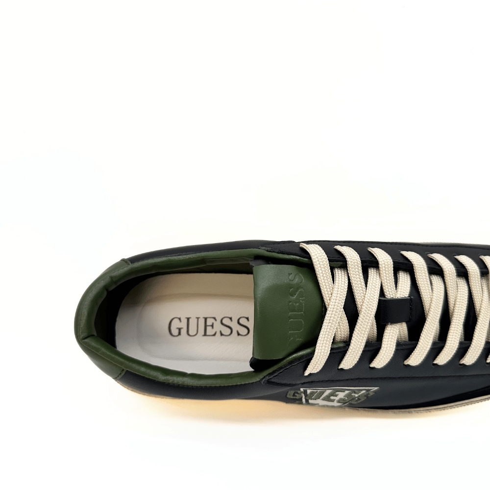 GUESS Y1021-6