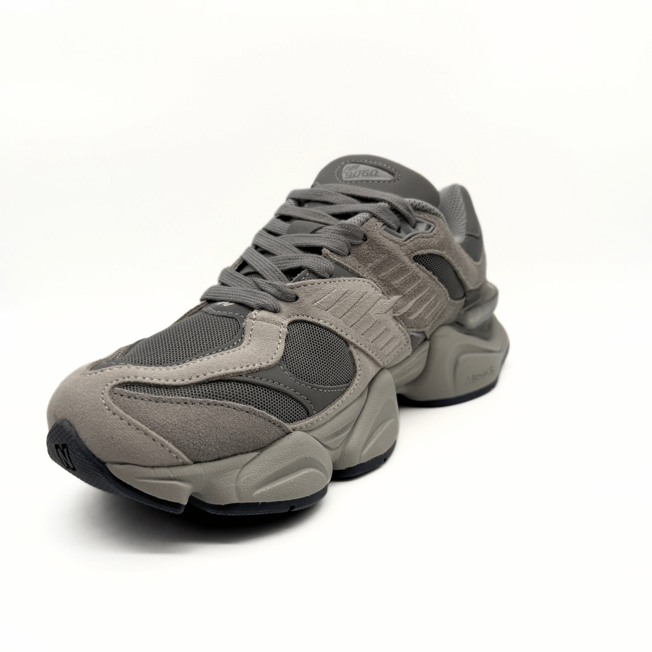 NEW BALANCE  9060 Grey