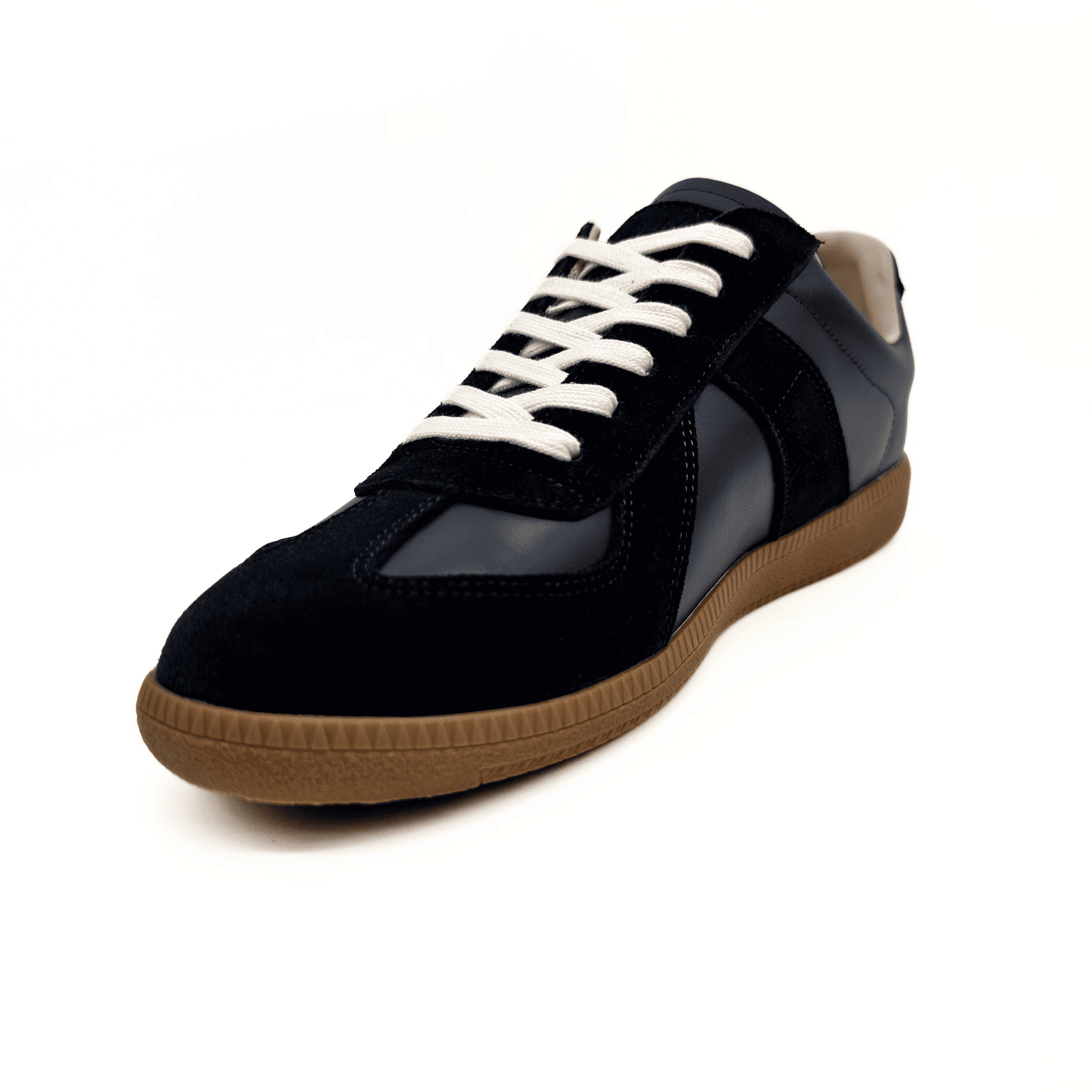 Maison margiela დაბალყელიანი მუქი ლურჯი