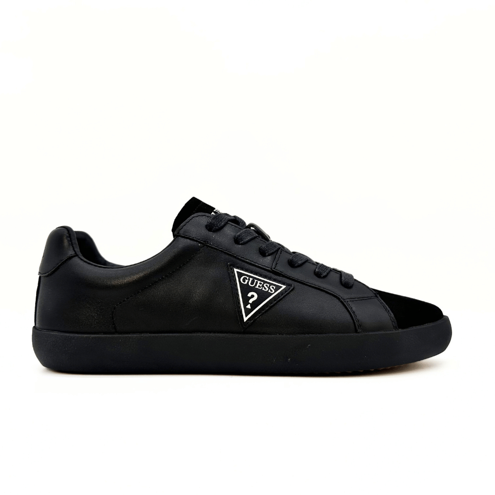 GUESS Y2820