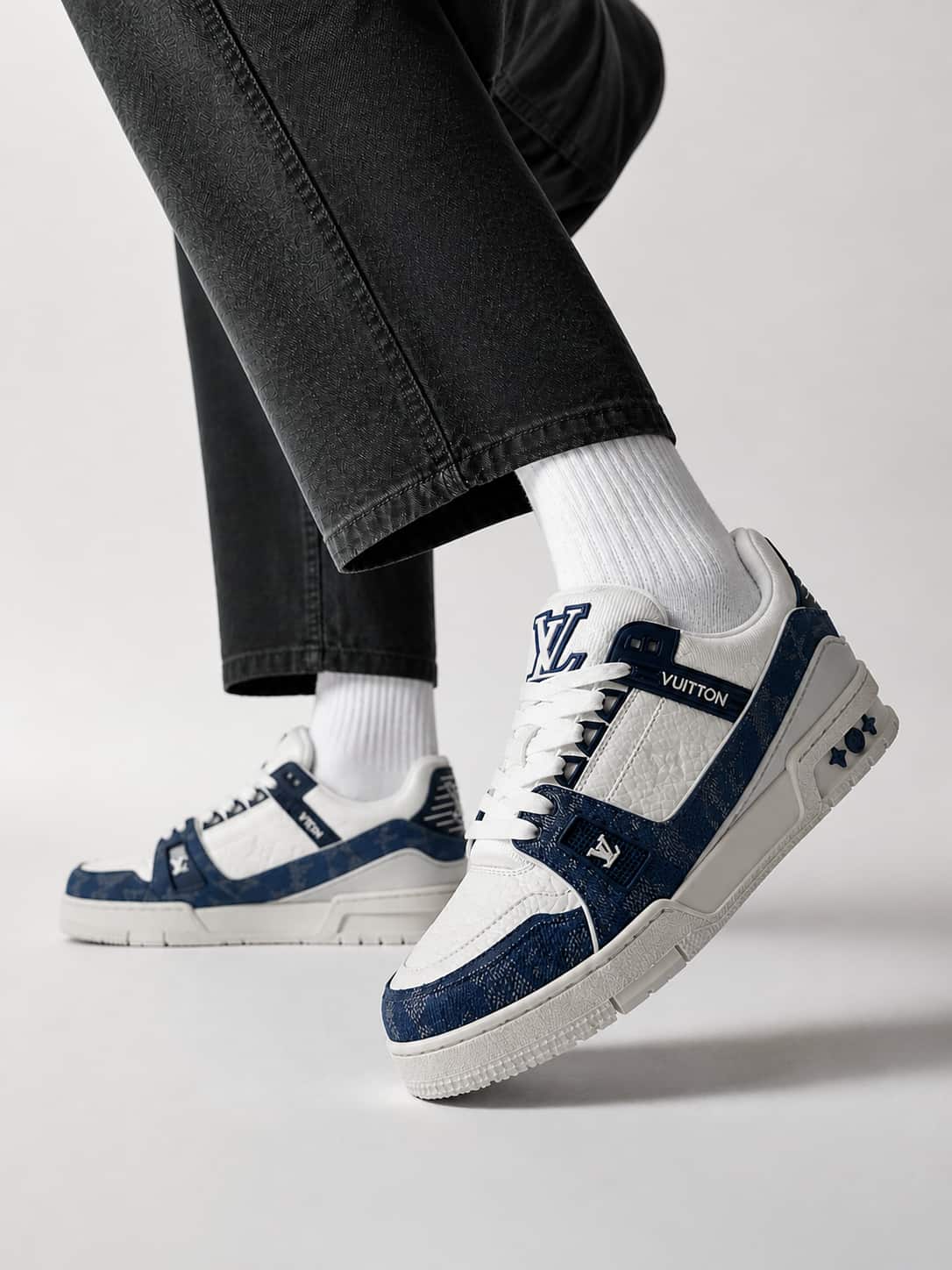 LV Blue&White