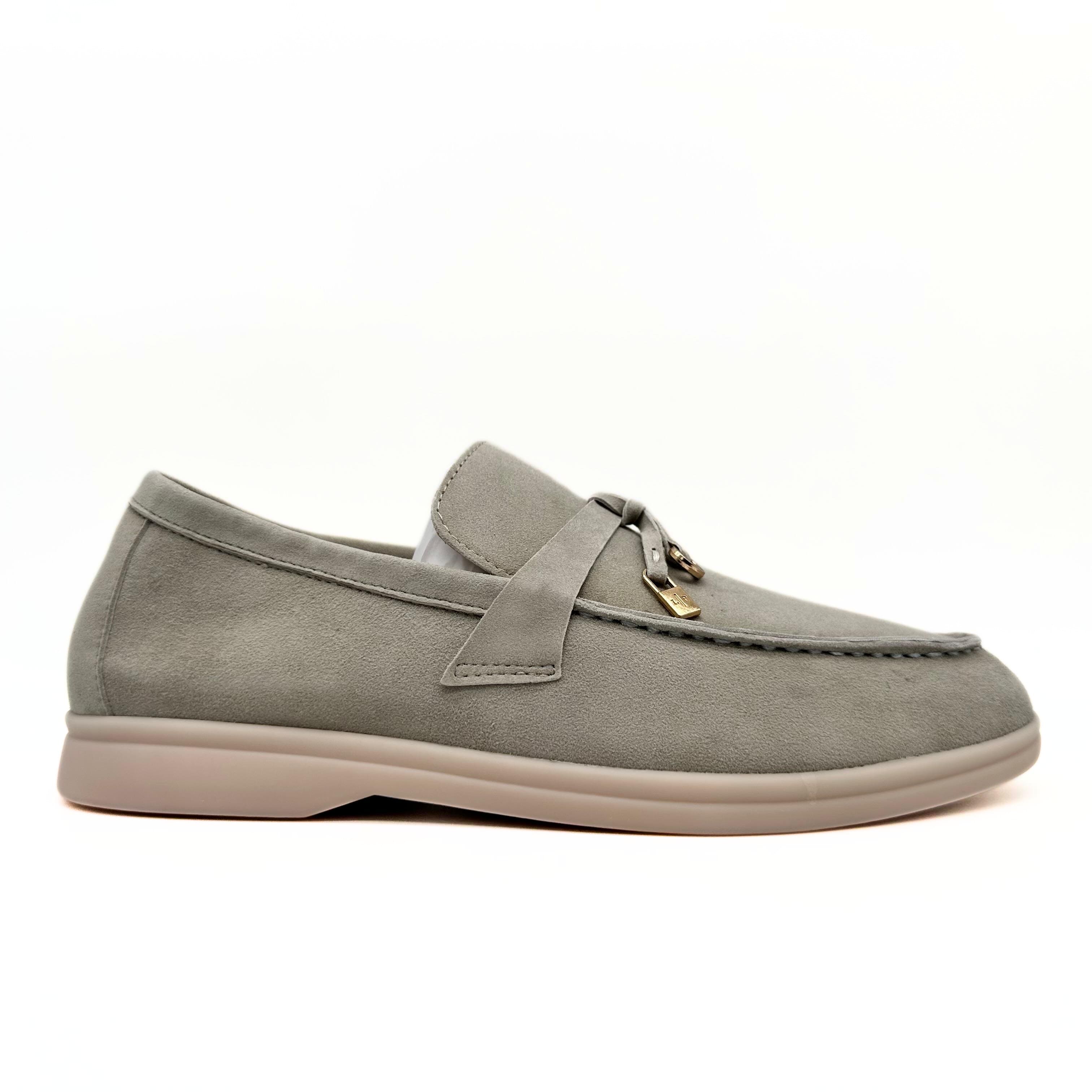 Loro Piana ვერცლისფერი