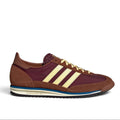 Bliss sneakers marka, bordo ve kahverengi süet detaylı, krem üç bantlı retro adidas Originals günlük spor ayakkabı.