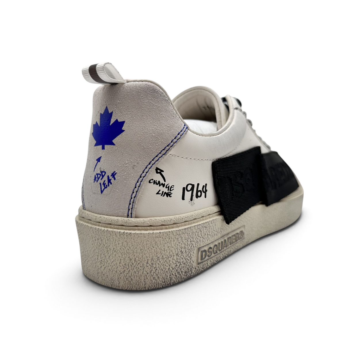 Bliss sneakers marka beyaz deri ve gri süet detaylı, mavi yaprak logolu ve grafik yazılı günlük spor ayakkabı