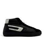 Bliss sneakers Diesel K868 siyah deri yüksek bilekli spor ayakkabı, yan tarafta beyaz logo detayı ile