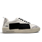 Bliss sneakers DSQUARED2 beyaz deri ve gri süet detaylı, siyah panelli, kauçuk tabanlı şık günlük spor ayakkabı