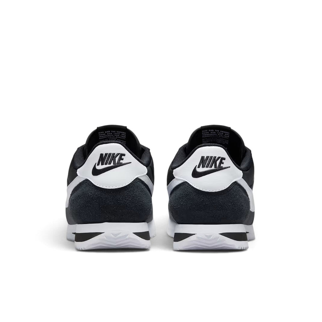Bliss sneakers Nike Cortez siyah beyaz süet detaylı spor ayakkabı arka görünümü