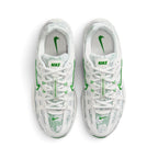 Bliss sneakers Nike P-6000 beyaz ve yeşil detaylı, file ve deri yüzeyli, üstten görünüm spor ayakkabı