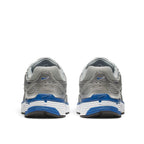 Bliss sneakers Nike P-6000 gümüş ve mavi detaylı, file ve deri panelli, arkadan görünüm koşu ayakkabısı