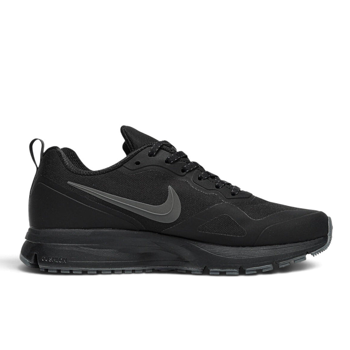 Bliss sneakers Nike Pegasus Trail siyah su geçirmez Gore-Tex koşu ayakkabısı, Cushlon yastıklamalı dış yan profil.