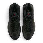 Bliss sneakers Nike Shox R4 tamamen siyah renkli, sentetik deri ve file detaylı, üstten görünüm spor ayakkabı