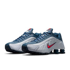 Bliss sneakers Nike Shox R4 mavi ve gri renkli, kırmızı detaylı, topukta Shox yastıklama teknolojili spor ayakkabı