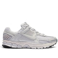 Bliss sneakers Nike Zoom Vomero 5 Vast Grey, file ve gri tonlarında düşük bilekli file ve sentetik spor ayakkabı