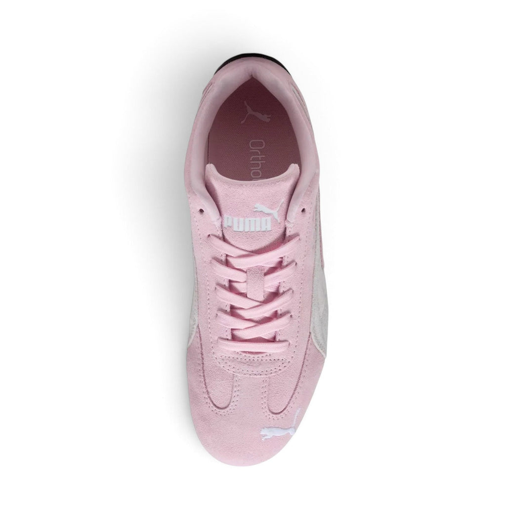 Bliss sneakers marka pembe süet günlük spor ayakkabı, üstten görünüm, bağcıklı tasarım ve konforlu iç taban.