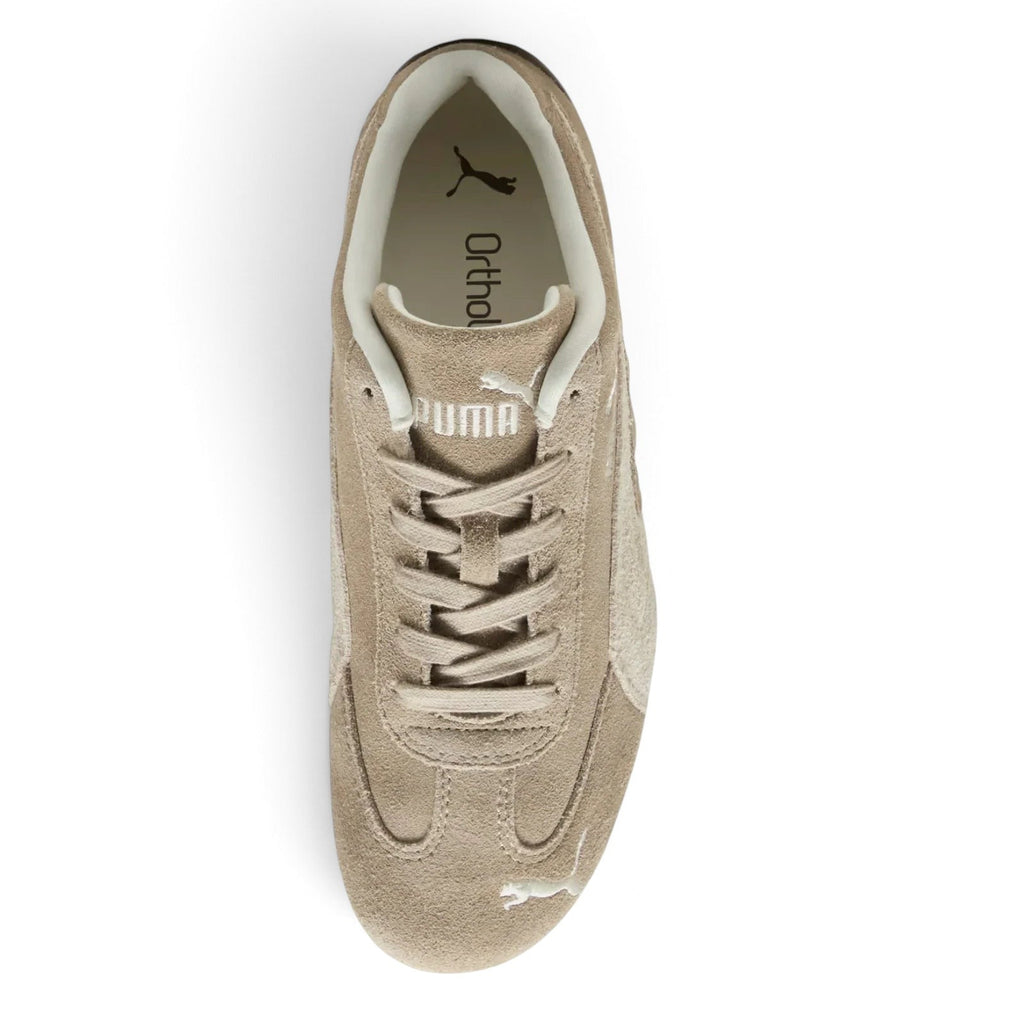 Bliss sneakers marka bej renkli süet Puma günlük spor ayakkabı, üstten görünüm ve Ortholite iç taban detayı