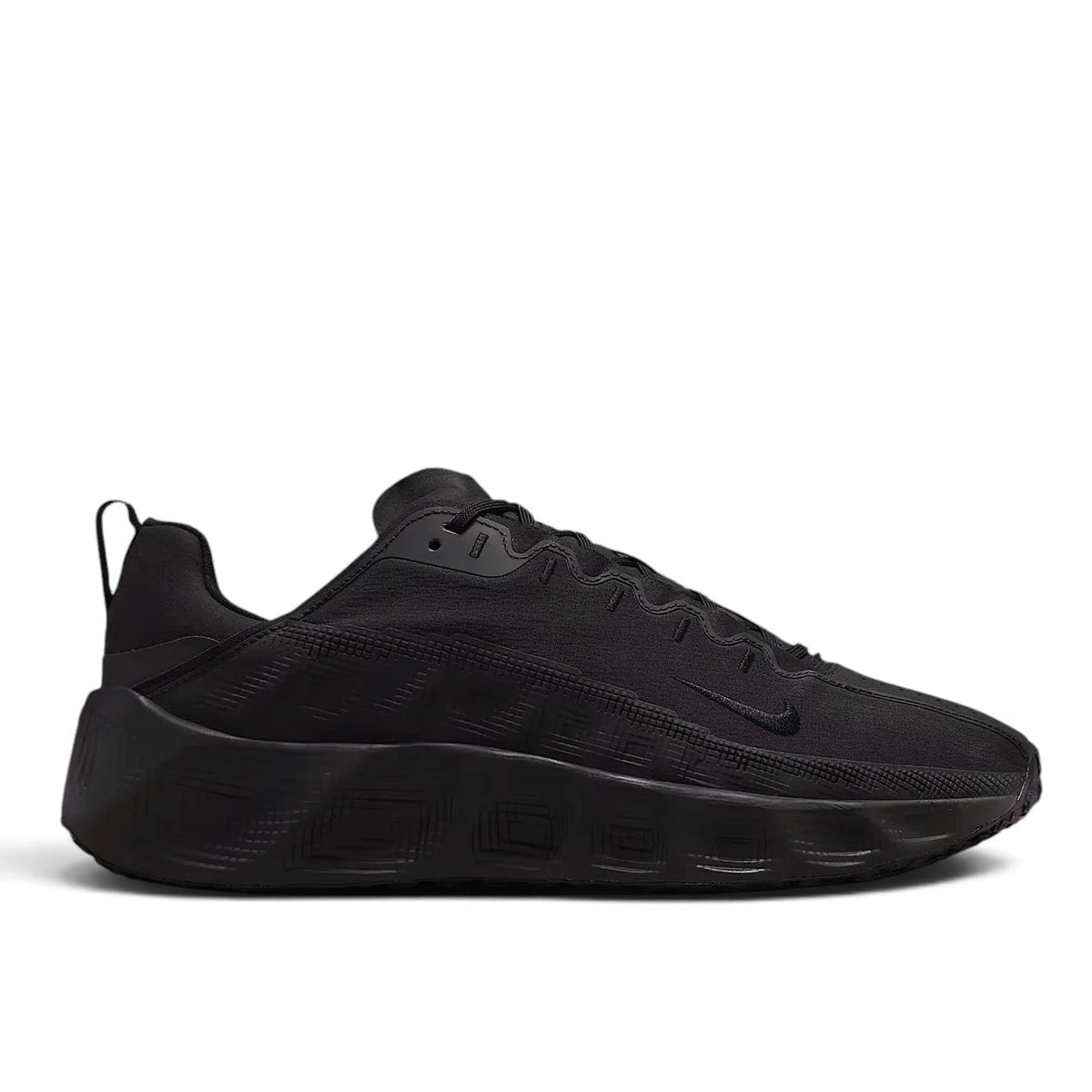Bliss sneakers marka, geometrik orta taban detaylı, minimalist tasarıma sahip tamamen siyah günlük spor ayakkabı.