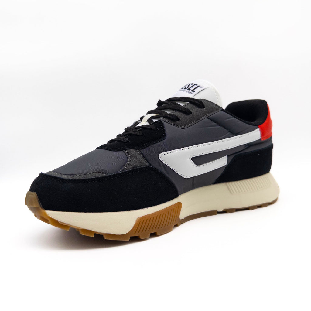 Diesel Black Read