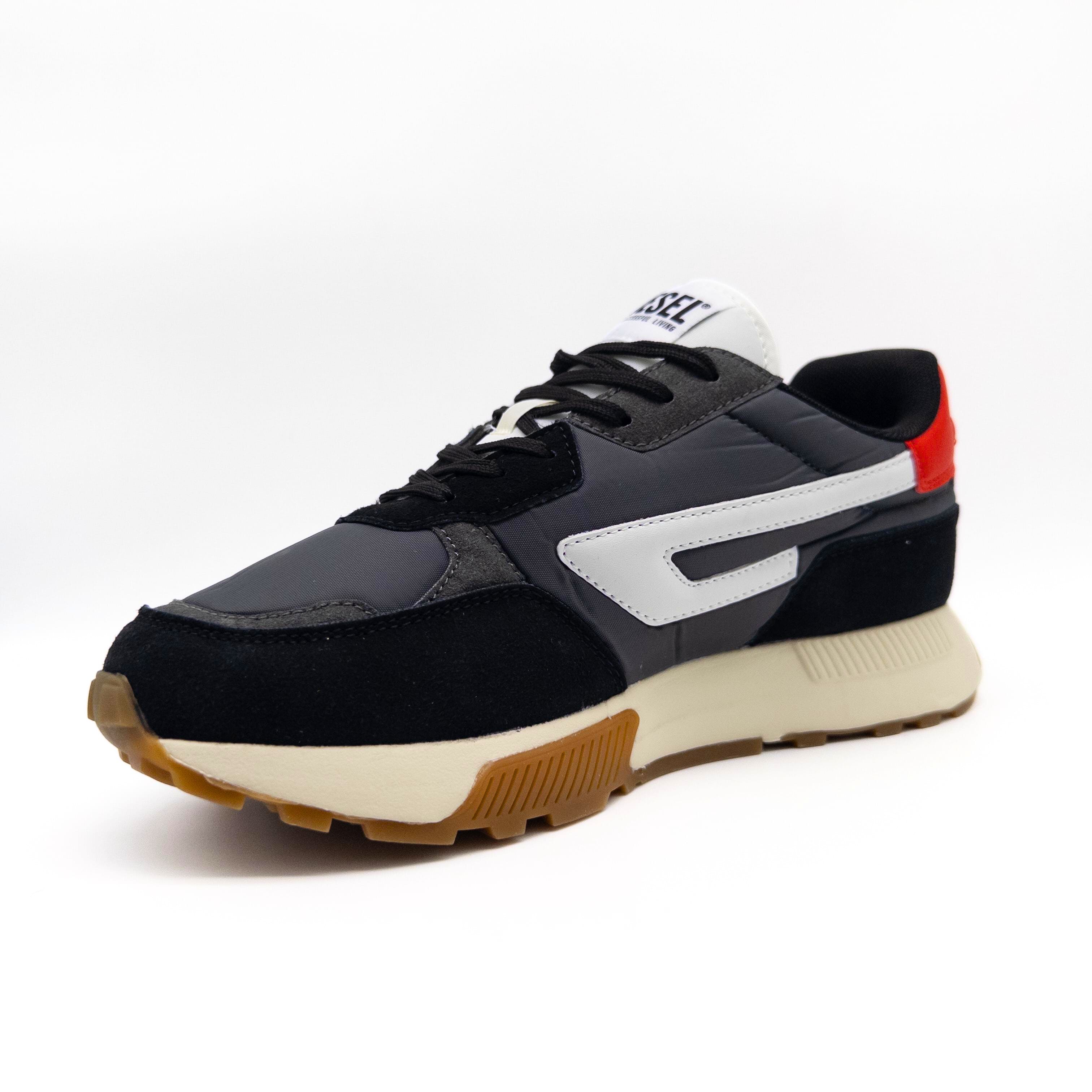 Diesel Black Read